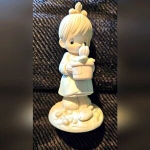1987 PRECIOUS Moments "May” Calendar girl  figurine
